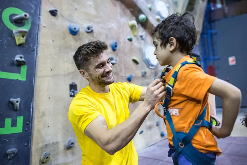 Escalada niños en Fanatic Lleida