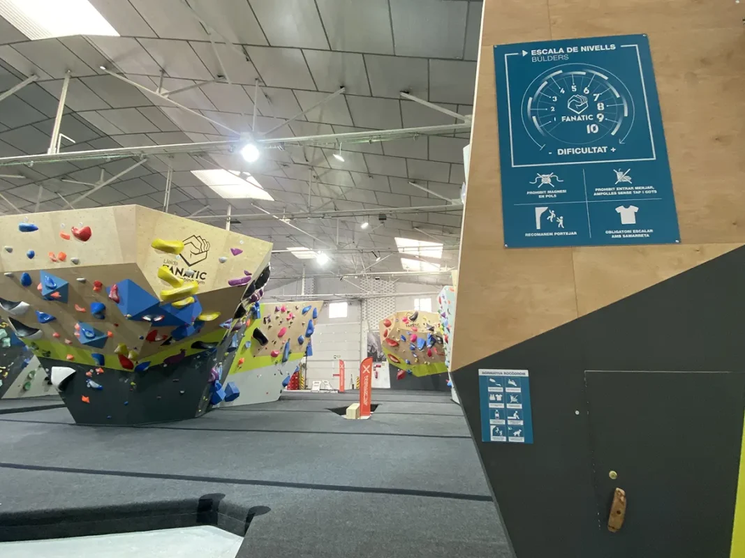 Gimnasio y zona de entranamiento Fanatic Lleida2